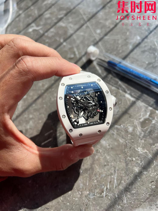 NEW理查德米勒RM055新升级V5版 理查米尔RM55 白陶瓷 男士腕表 升级一体机芯版本 原装一体双发条盒一体机芯 品质更加稳定 商品图0