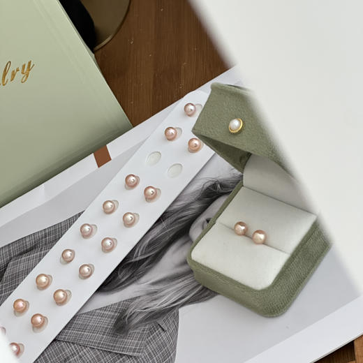 显白又百搭的珍珠耳钉｜把春天戴在耳边 商品图2