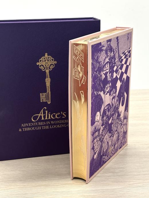 《爱丽丝漫游奇境与穿越镜中世界》薄雾粉山羊皮定制款，加赠译者签名钤印书票 商品图7