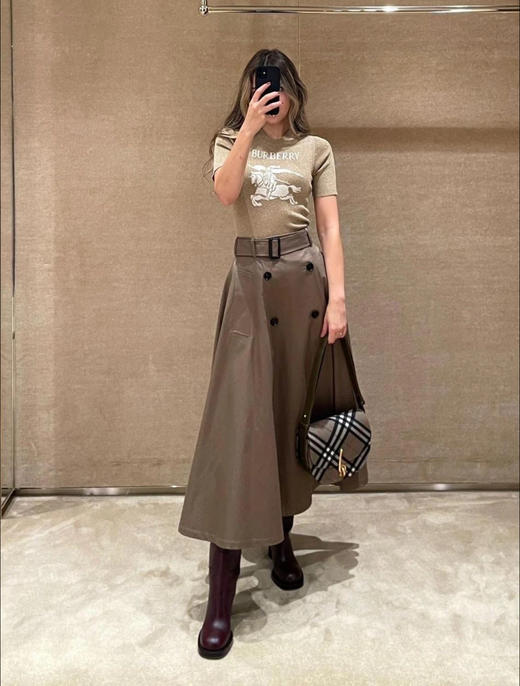 巴宝莉 2026早春限定最新款  金线针织上衣（MM） 商品图2