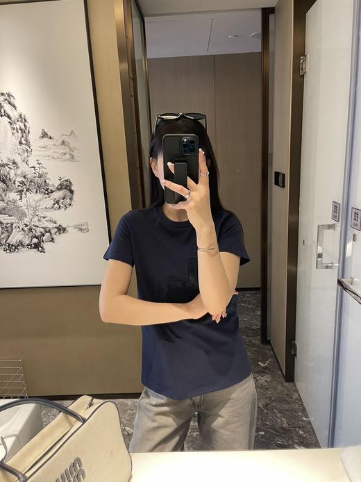 点此购买 哈吉斯春夏季大狗狗女款刺绣短袖T恤 mp 341001 商品图4