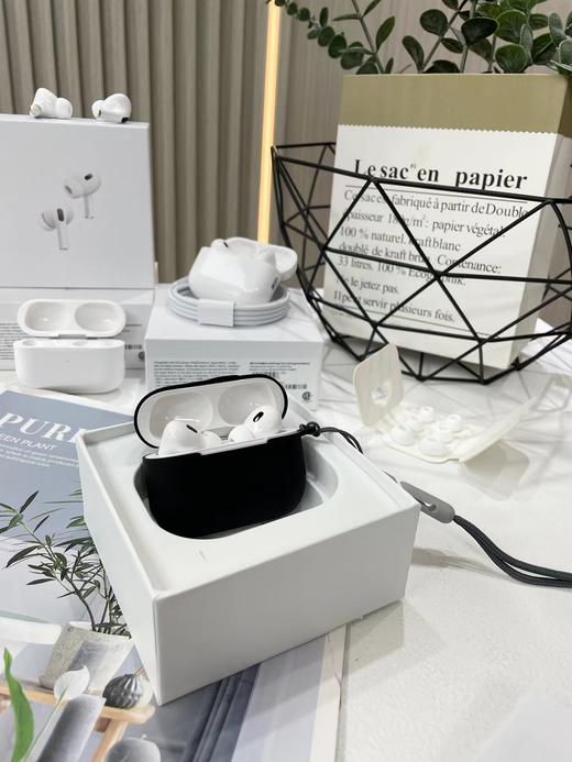 F022710新款Type-c接口无线蓝牙耳机送挂绳和硅胶保护套 商品图2