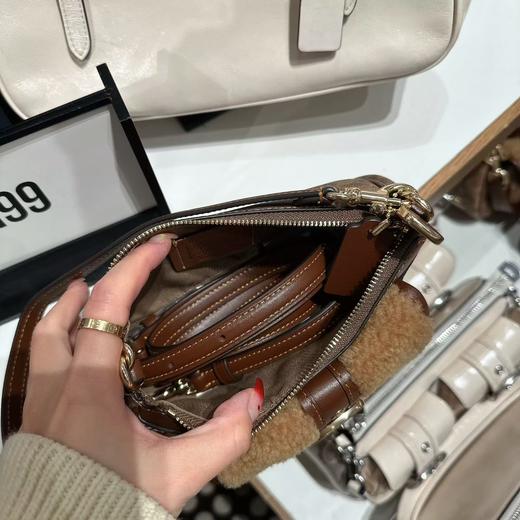 到手价1580元 coach新款Ashton折扣 斜挎包/腋下包 尺寸：19.6*8.9*5.7cm  美国代购，无中文标签，介意慎拍 商品图6