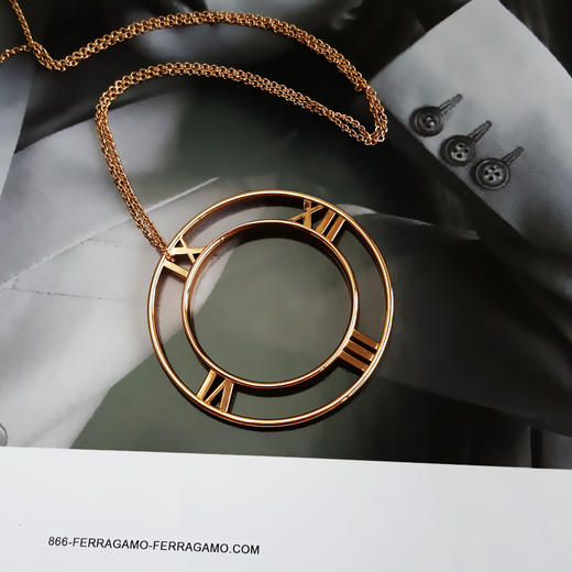 【95新】Tiffany & Co.蒂芙尼玫瑰金Atlas罗马数字镂空大圆盘长项链链长约61cm、吊坠直径约4.9cm中性款140226TJ02 商品图4