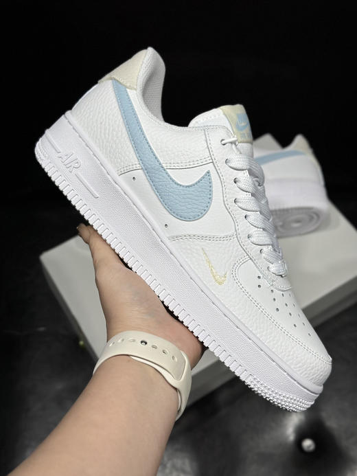 春季特惠💰340 Nk Air Force 1 空军系列 经典复古风格 防滑轻便 低帮 板鞋 男女同款 商品图3