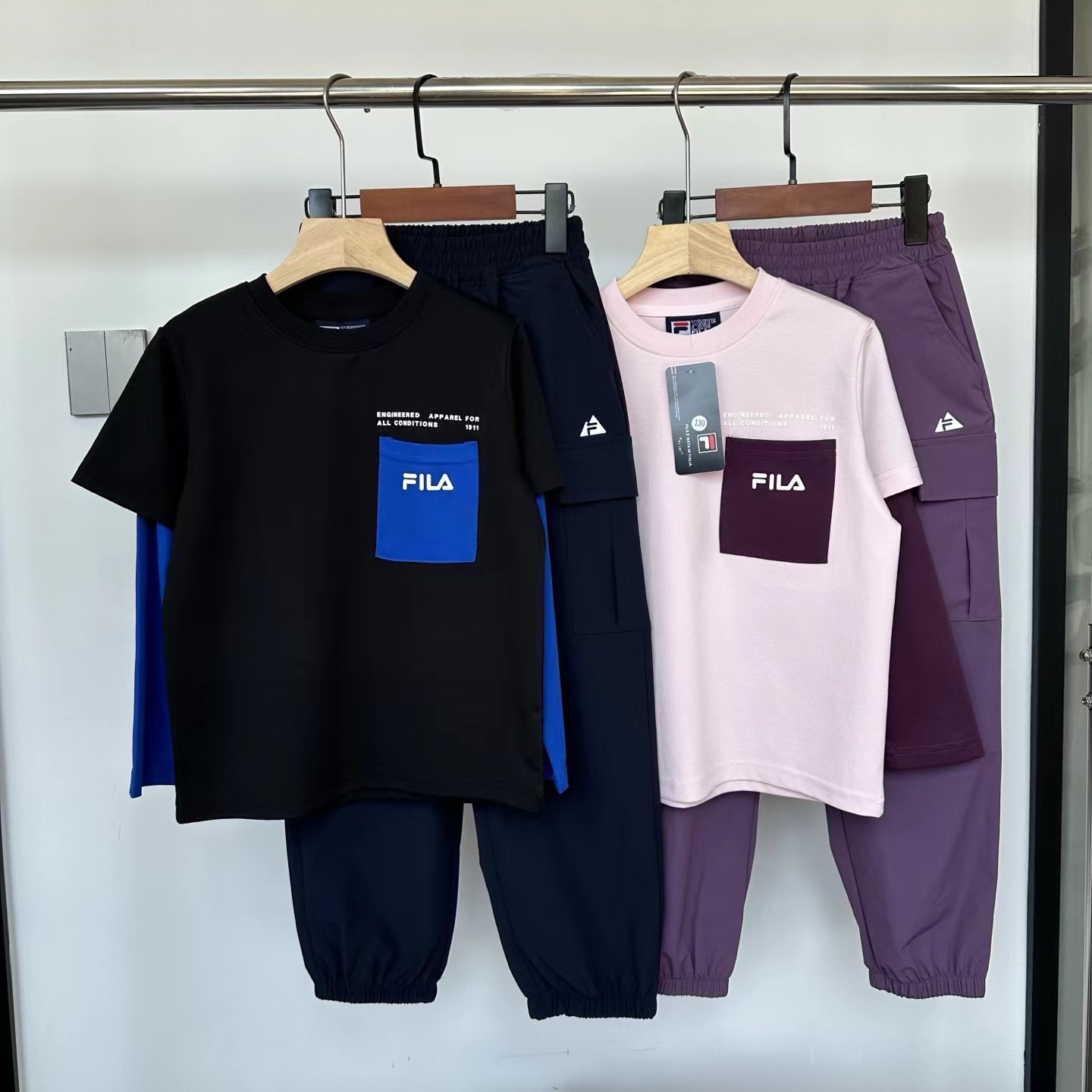 F022737新款拼色打底衫+工装裤柔软舒适组合儿童套装