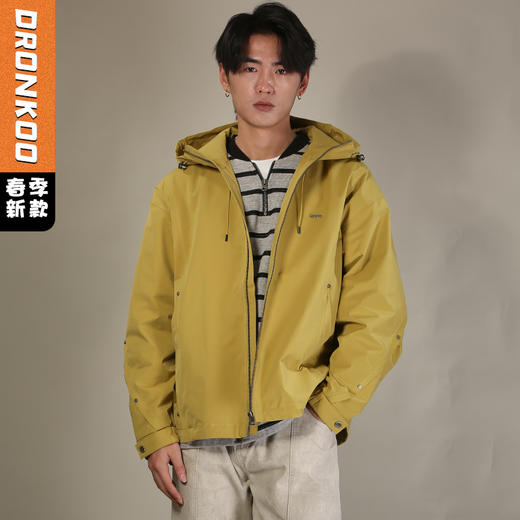 DRONKOO 2026 连帽左金属标袖子下摆同色织带钉扣微阔中厚夹克 商品图0