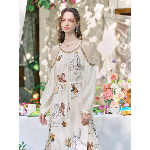 两三事梵高文艺 2026春季新款度假风织带拼接露肩印花连衣裙 商品图3