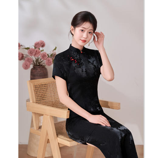 老上海长款改良版旗袍2026春夏新款中国风复古喜妈妈婚宴大码高端旗袍202639 商品图3