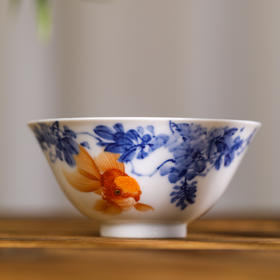 一儒堂青花加彩金鱼斗笠杯