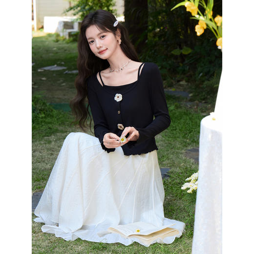 鹿向南「墨晕花信」设计感假两件黑色长袖T恤女春季显瘦小众上衣 商品图4