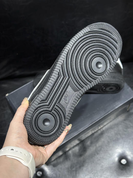 春季特惠💰340 Nk Air Force 1 空军系列 经典复古风格 防滑轻便 低帮 板鞋 男女同款 商品图5