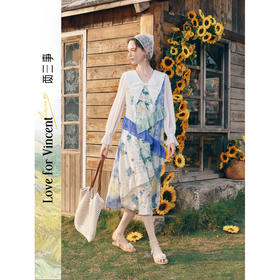 两三事梵高文艺巴黎诗集2026春新款蝴蝶结领荷叶边拼接印花连衣裙