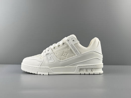 春季特惠💰720 LV 纯原版本 # 驴牌 Trainer 经典配色 全白武士压花 商品图0