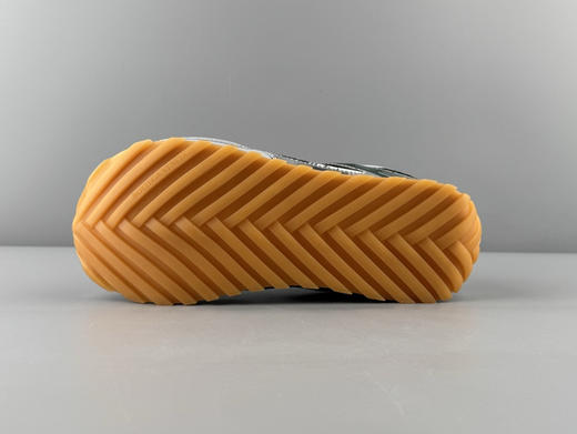 春季特惠💰580 代购冲正品质 原版开发 高版本 # Bottega Veneta 葆蝶家 Orbit 织物 圆头系带 耐磨 低帮 生活休闲鞋 男女同款 商品图4