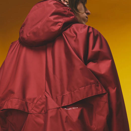 Napapijri 中性Martine Rose联名 Rainforest Axl 字母徽标贴片连帽雨衣 酒红色 NP0A4FI2R1E1 商品图7