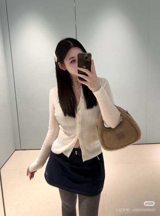 缪缪 最新款 米白色长袖针织开衫（MM） 商品图2