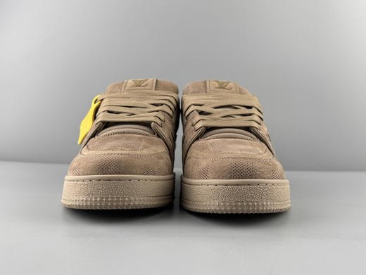 春季特惠💰720 LV鞋子 男女同款 代购品质 私人订单 驴家 Trainer 新版本 商品图6