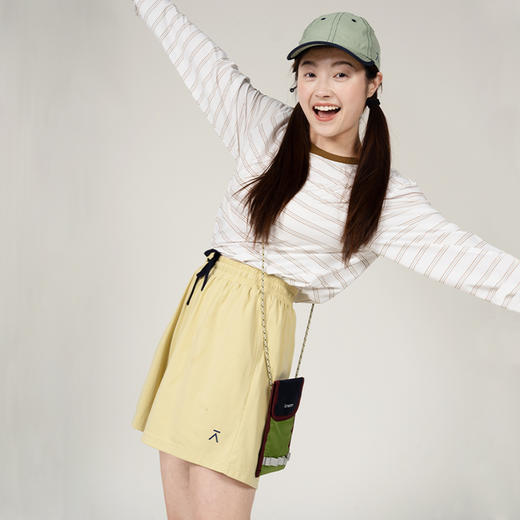 【一家店专属】ACMEITEM爱棵米女士针织短裤GAG2221026C 商品图1