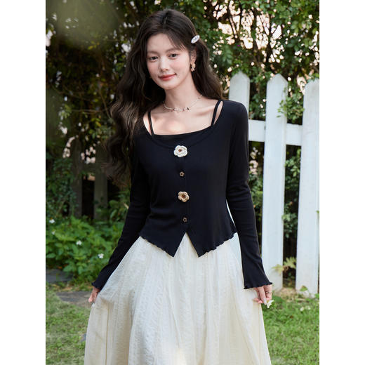 鹿向南「墨晕花信」设计感假两件黑色长袖T恤女春季显瘦小众上衣 商品图3