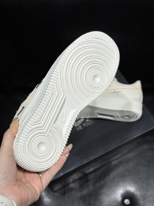 春季特惠💰340 Nk Air Force 1 空军系列 经典复古风格 防滑轻便 低帮 板鞋 男女同款 商品图5