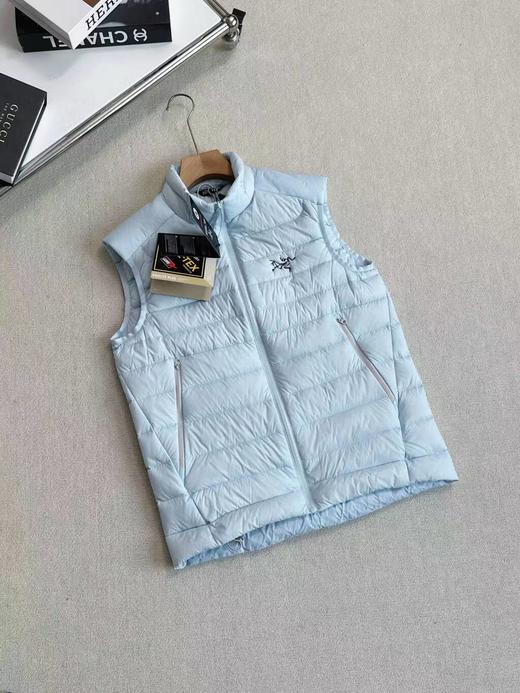 F022782超轻量排骨休闲立领拉链鹅绒马甲 商品图4