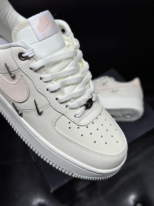 春季特惠💰340 Nk Air Force 1 空军系列 经典复古风格 防滑轻便 低帮 板鞋 男女同款 商品图7