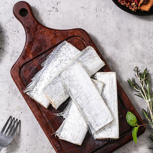 【鲜到鲜得】舟山带鱼600g 去头去尾段装  单条精选180-230克原料 商品图3