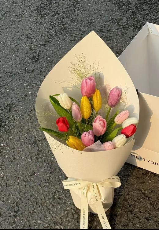 郁金香花束 商品图1