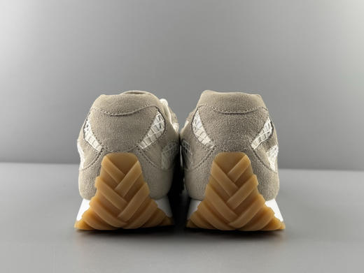 春季特惠💰580 BV 低帮 生活休闲鞋 代购冲正品质，原版开发 商品图6