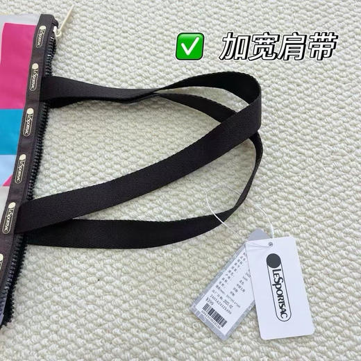 原单正品LeSportsac乐播诗X逗鸭 《100只动物》 系列托特包不规则手绘彩色格子
尺寸：上口33cm 下口24cm 高35cm 底宽 10cm 商品图5