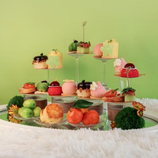 【恬遇春熙 双人室内下午茶 】以恬淡之姿，赴一场春日之约，享万午新生之美，品花果清新甜香，配季节特饮2杯，尽享午后惬意时光。使用须提前1天预约 商品图1