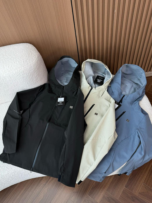 可 隆 26新品男女透气软壳户外登山露营夹克运动外套 商品图5