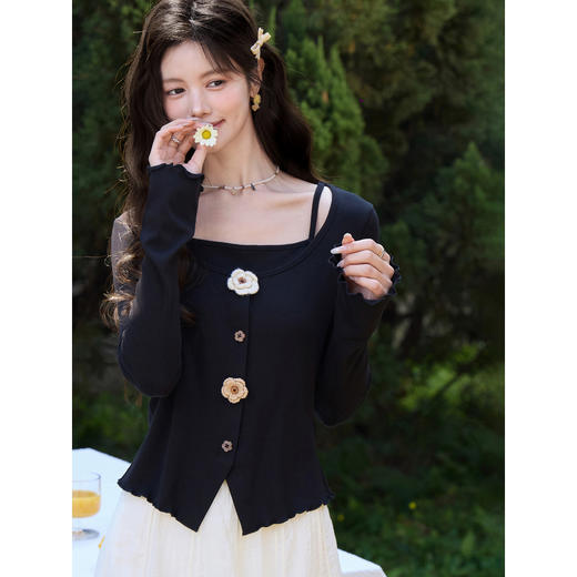 鹿向南「墨晕花信」设计感假两件黑色长袖T恤女春季显瘦小众上衣 商品图0