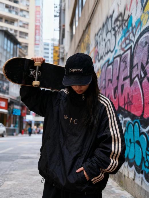 F022735自带做旧肌理梭织运动斜拉链夹克外套 商品图2