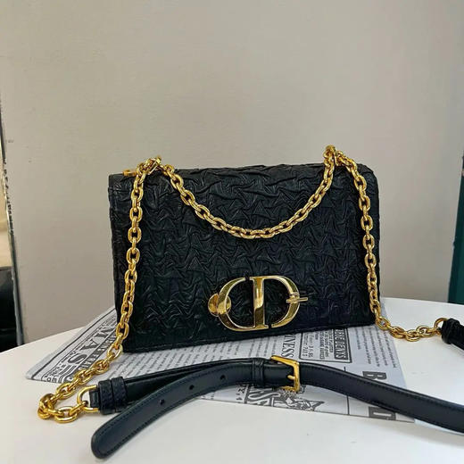 Dior 30 Montaigne 黑金 牛皮 褶皱 斜挎包 商品图0