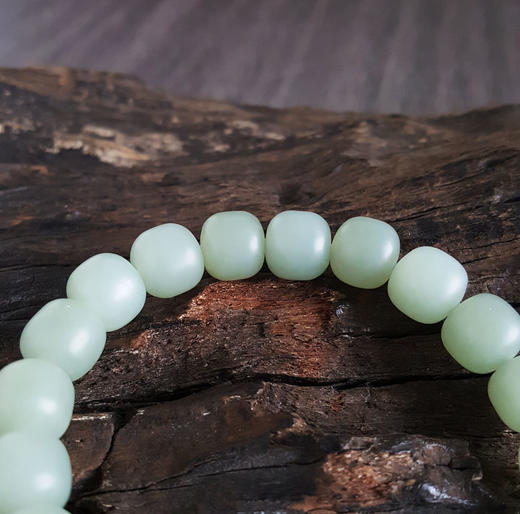 【天然正品】天然细腻无杂裂约9*10MM青玉和田玉桶珠手串250226NJS13 商品图5