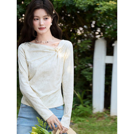 鹿向南【0211/20:00新品前1小时7折限量100件】杏色设计感长袖T恤 商品图0