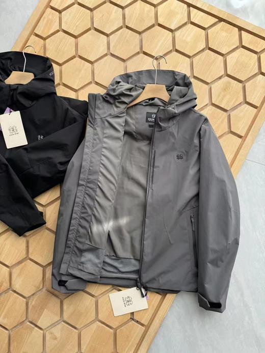 F022784男士冲锋服防水夹克2L防风上衣户外外套冲锋衣 商品图3