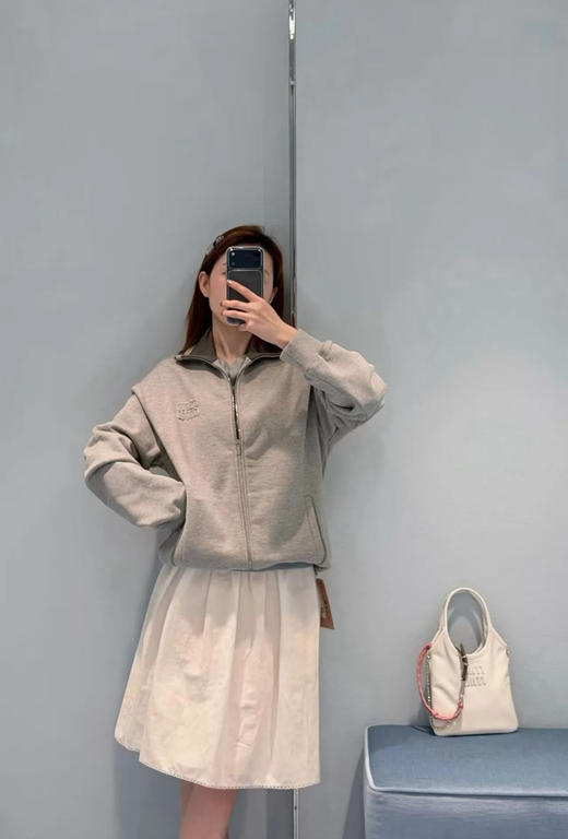 缪缪 最新款 卫衣外套（MM） 商品图4