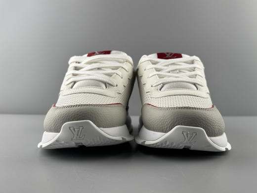 春季特惠💰680 LV 纯原版本 # 驴家 秋冬男士系列 Classic 牛皮革 圆头系带 低帮 生活休闲鞋 商品图5