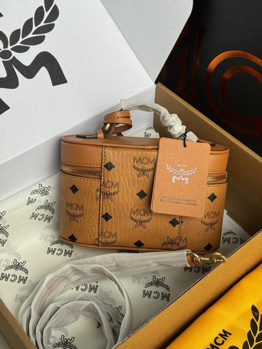 F022702新款复古棕调老花温柔干邑色盒子包 商品图2