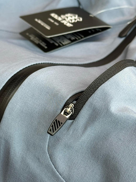 可 隆 26新品男女透气软壳户外登山露营夹克运动外套 商品图12