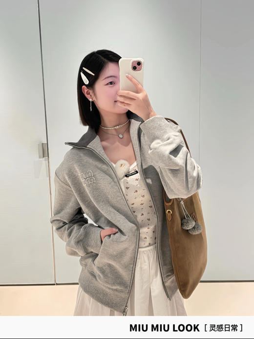 缪缪 最新款 卫衣外套（MM） 商品图0