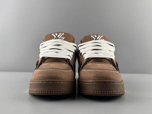 春季特惠💰720 LV 纯原版本 # 驴牌 Trainer 浅棕色牛仔压花 商品图5