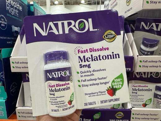 🆕包装📣自用款倒时差推荐，非常有效果👍🏻重点是喜欢草莓口感😄晚上没法睡真的挺折磨人！试试这款褪黑素！🔥🔥超低特价开始！1瓶直邮178元🉐包税包邮【Melatonin】睡眠片！ 商品图0