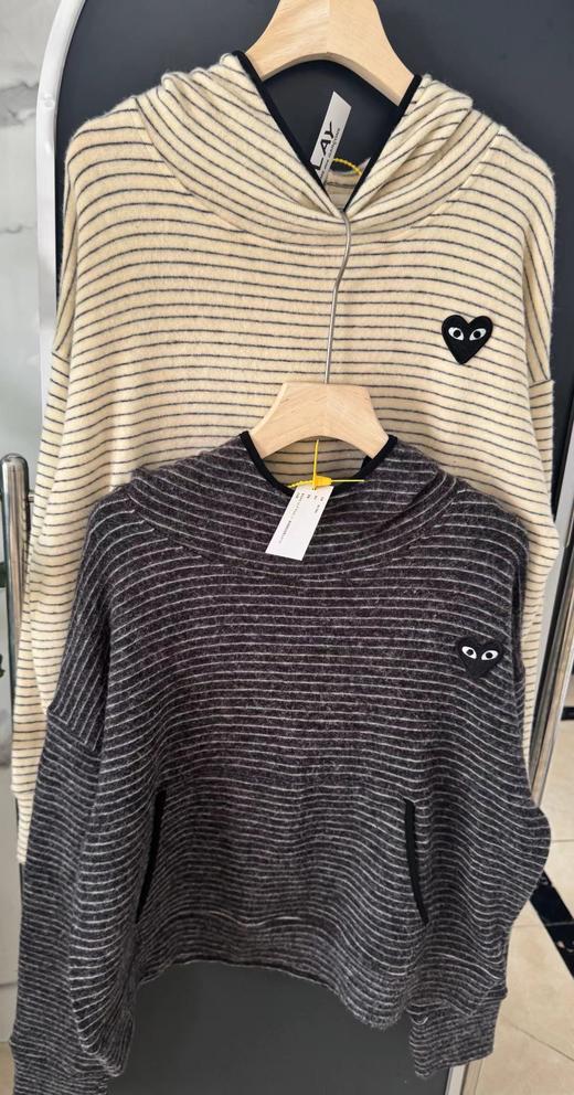 F022713黑灰细条纹宽松连帽兔绒针织衫卫衣 商品图8