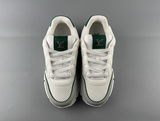 春季特惠💰680 LV 纯原版本 # 驴家 秋冬男士系列 Classic 牛皮革 圆头系带 低帮 生活休闲鞋 商品图7