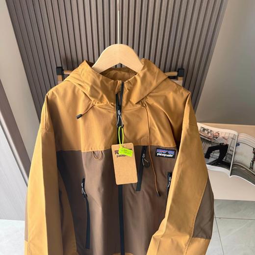 F022740户外机能徒步登山冲锋衣情侣夹克外套 商品图9