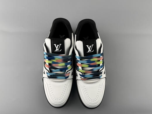 春季特惠💰720 LV 纯原版本 # 驴牌 Trainer 经典配色黑白彩虹鞋带 商品图7